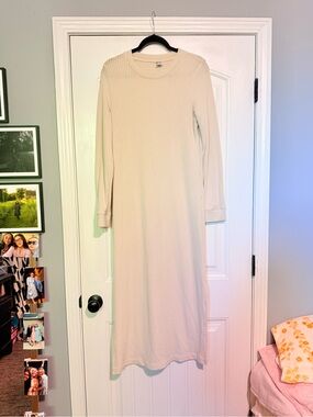 Old Navy Cream Ribbed Long-Sleeve Maxi Dress